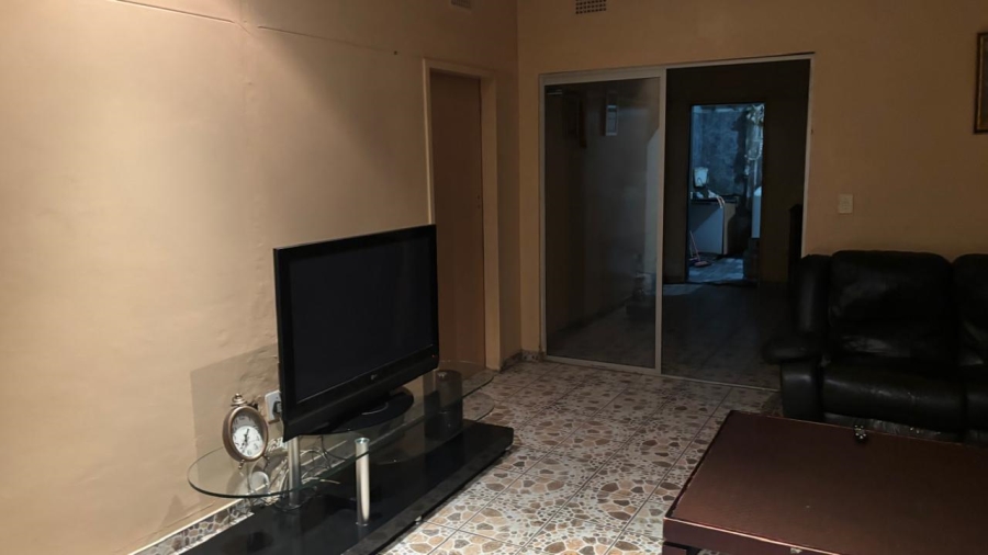 3 Bedroom Property for Sale in Elandsfontein Rail Gauteng