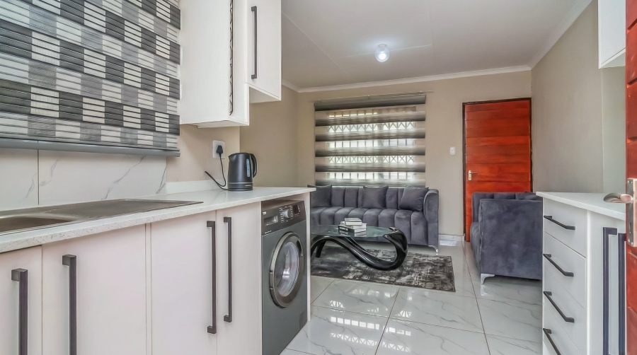 2 Bedroom Property for Sale in Wilfordon Gauteng