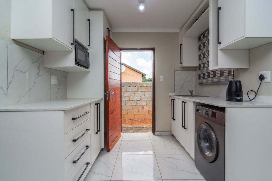 2 Bedroom Property for Sale in Wilfordon Gauteng