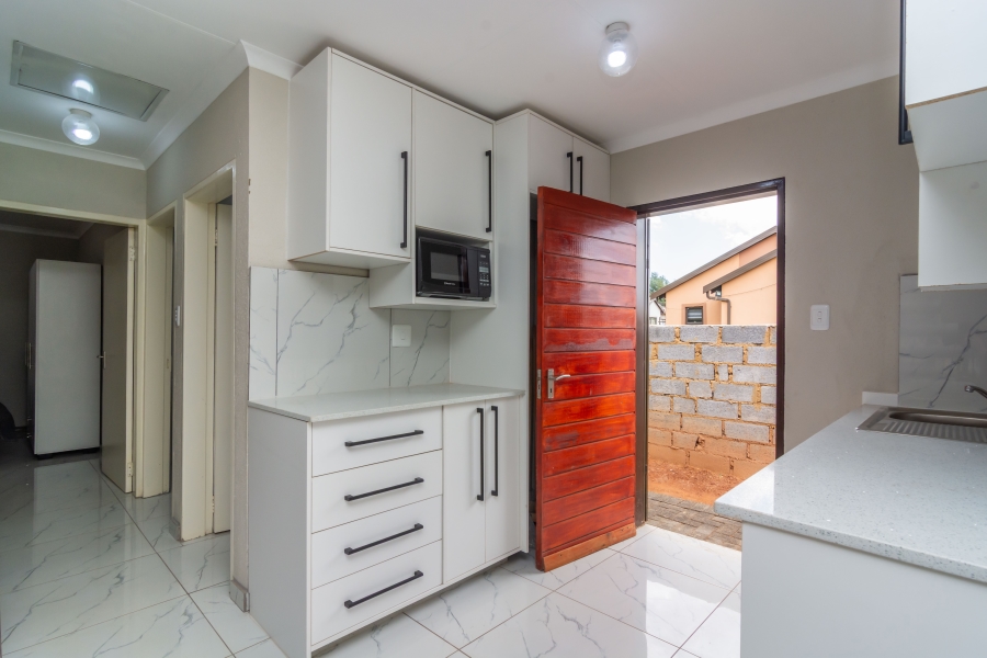 2 Bedroom Property for Sale in Wilfordon Gauteng