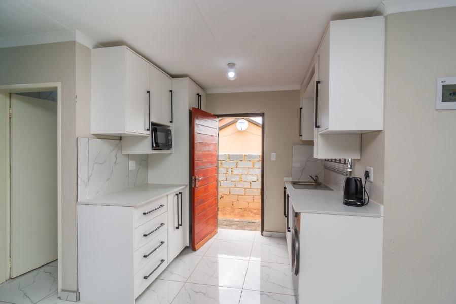 2 Bedroom Property for Sale in Wilfordon Gauteng