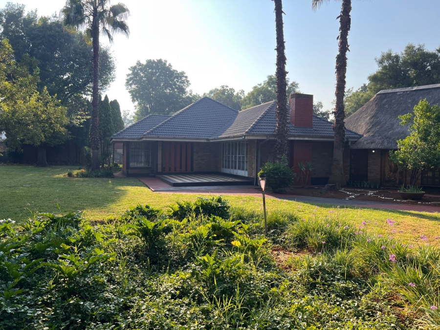 4 Bedroom Property for Sale in Three Rivers Gauteng