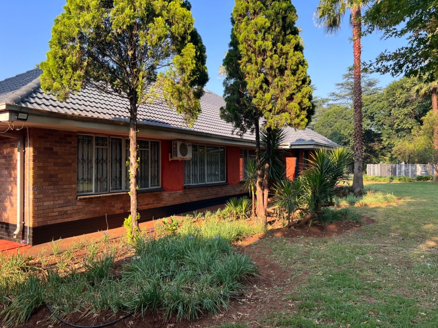 4 Bedroom Property for Sale in Three Rivers Gauteng