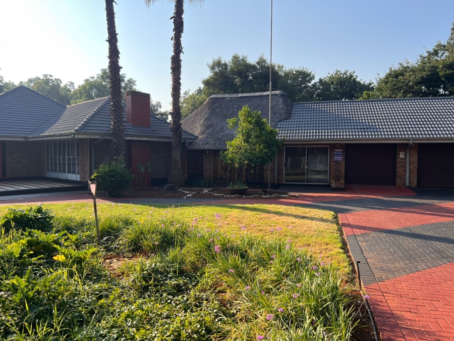4 Bedroom Property for Sale in Three Rivers Gauteng