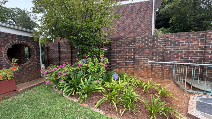 2 Bedroom Property for Sale in Sandown Gauteng