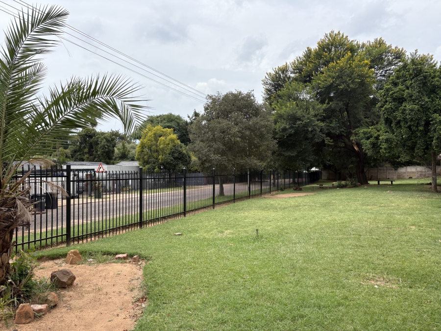 2 Bedroom Property for Sale in Weavind Park Gauteng