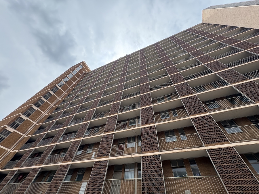 2 Bedroom Property for Sale in Weavind Park Gauteng