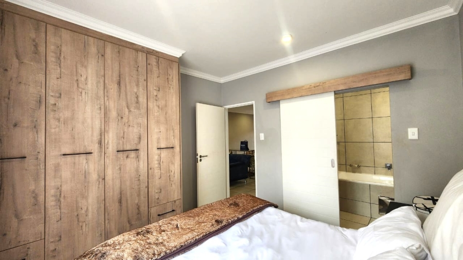 2 Bedroom Property for Sale in Six Fountains Residential Estate Gauteng