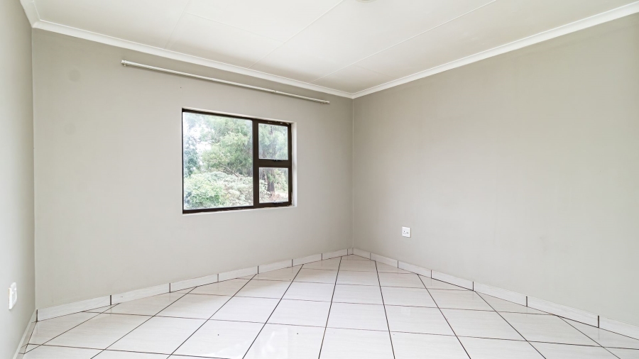 3 Bedroom Property for Sale in Goedeburg Gauteng