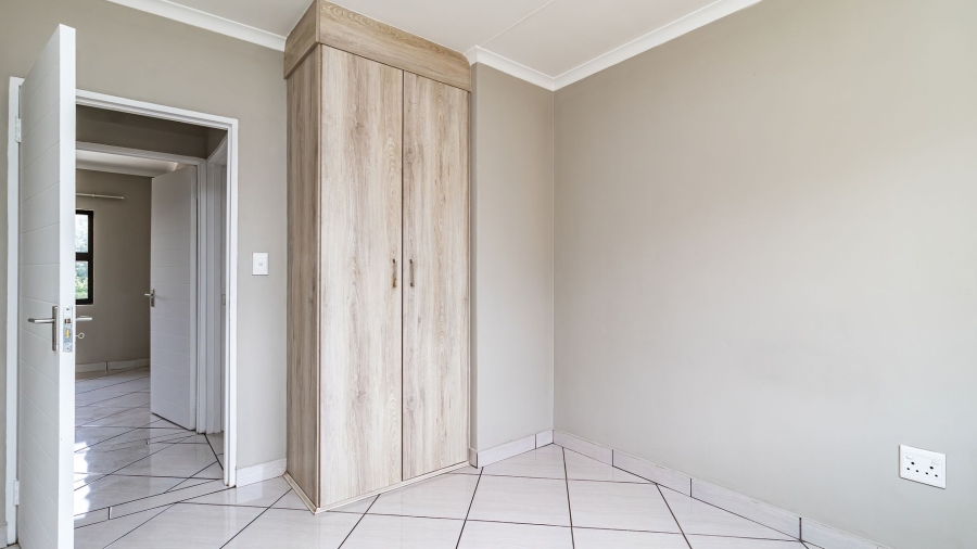 3 Bedroom Property for Sale in Goedeburg Gauteng