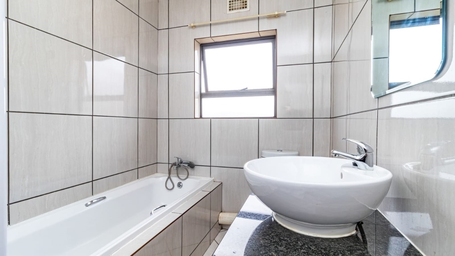 3 Bedroom Property for Sale in Goedeburg Gauteng