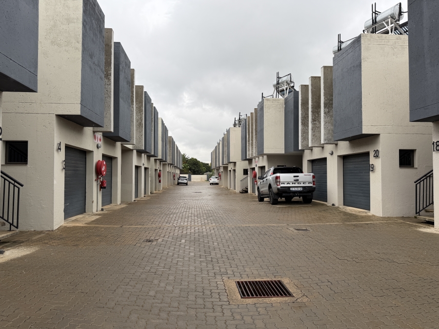 2 Bedroom Property for Sale in Morning Hill Gauteng