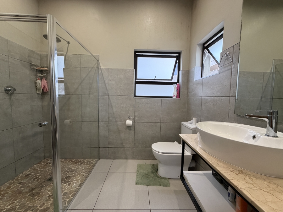 2 Bedroom Property for Sale in Morning Hill Gauteng