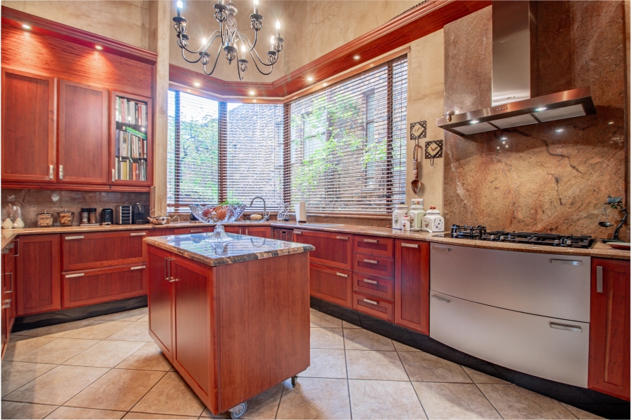 4 Bedroom Property for Sale in Bedfordview Gauteng