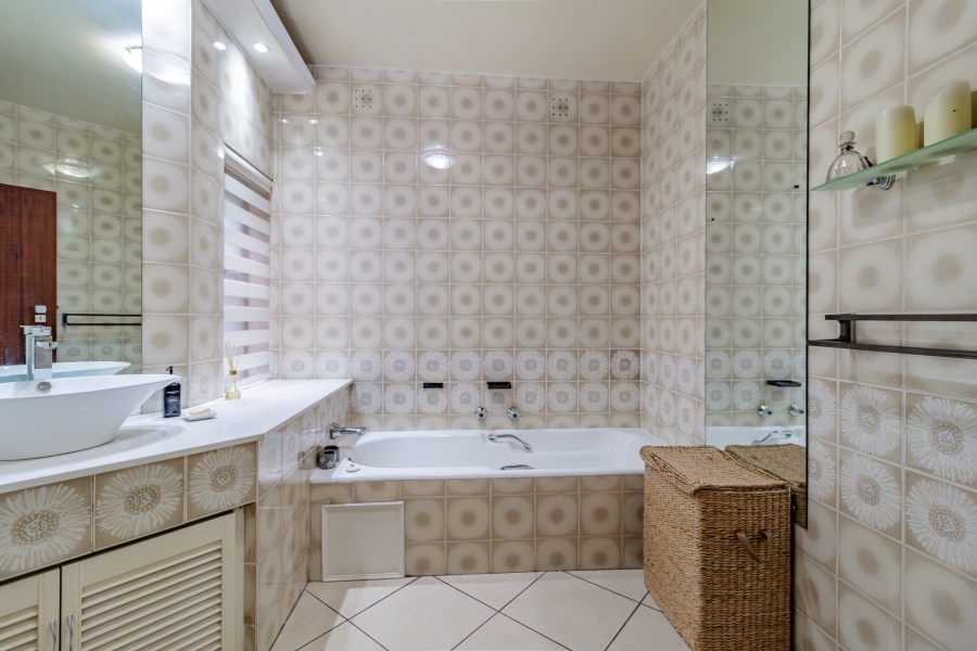 4 Bedroom Property for Sale in Bedfordview Gauteng