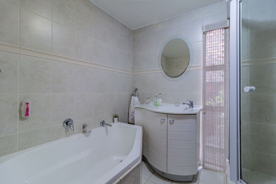 4 Bedroom Property for Sale in Bedfordview Gauteng