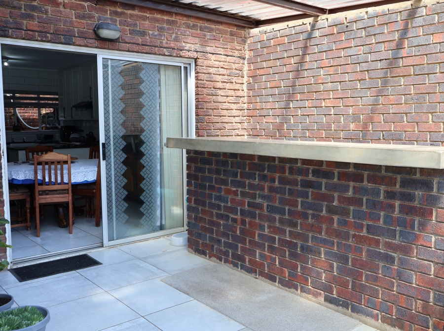 2 Bedroom Property for Sale in Bergbron Gauteng