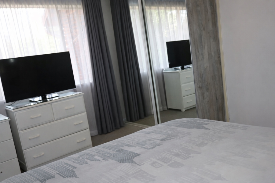 2 Bedroom Property for Sale in Bergbron Gauteng