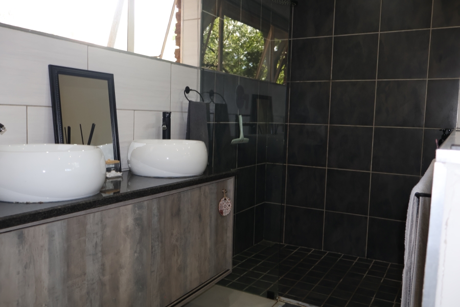 2 Bedroom Property for Sale in Bergbron Gauteng