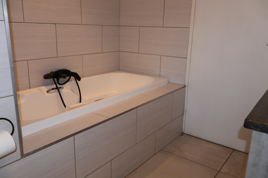 2 Bedroom Property for Sale in Bergbron Gauteng