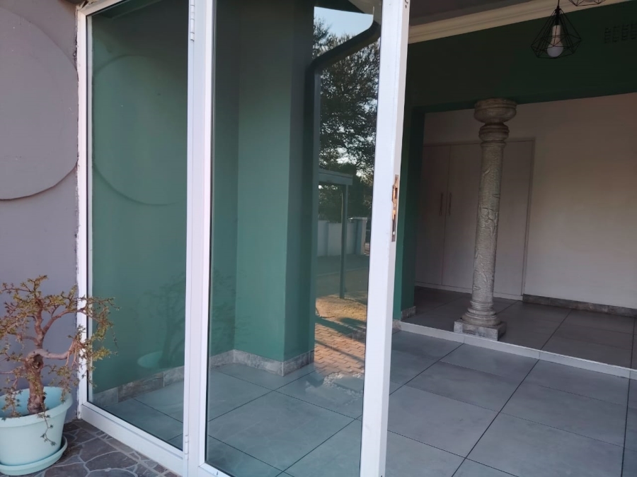 4 Bedroom Property for Sale in Cinderella Gauteng