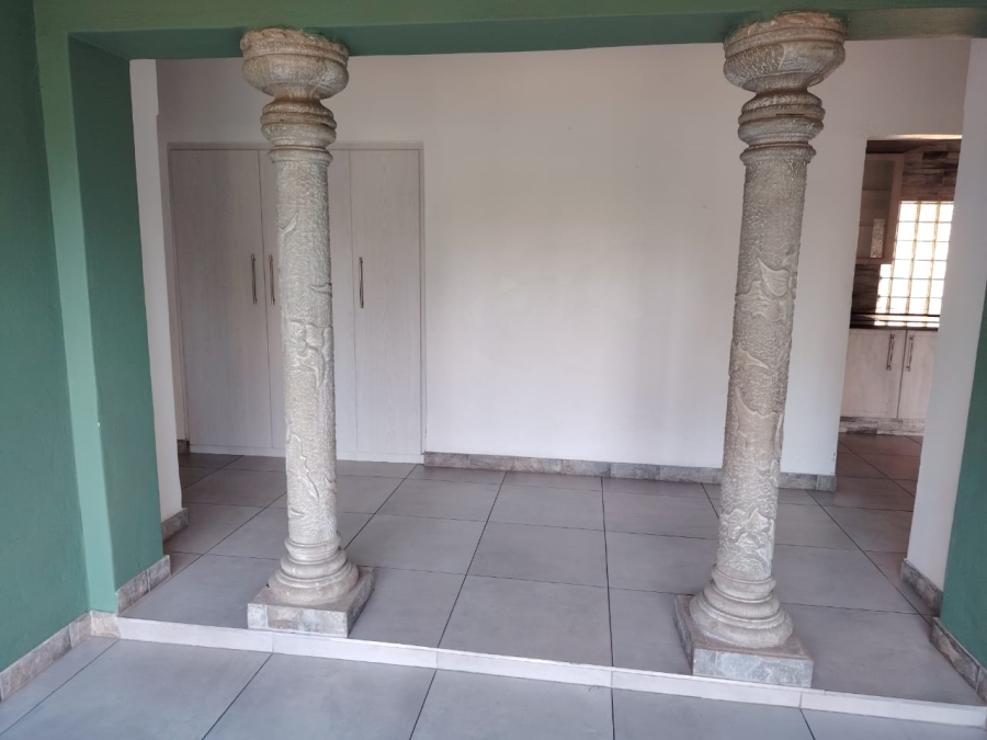 4 Bedroom Property for Sale in Cinderella Gauteng