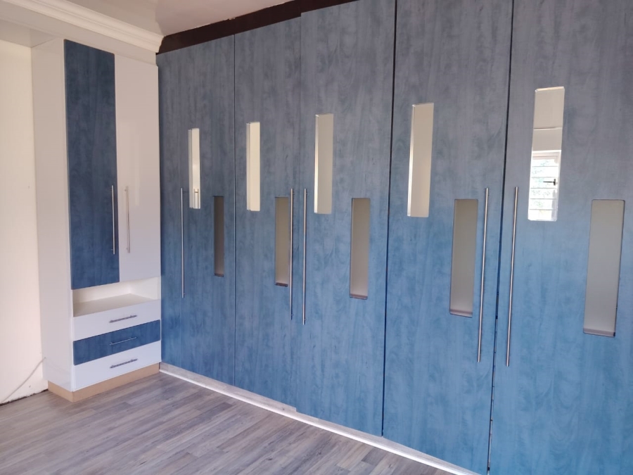 4 Bedroom Property for Sale in Cinderella Gauteng