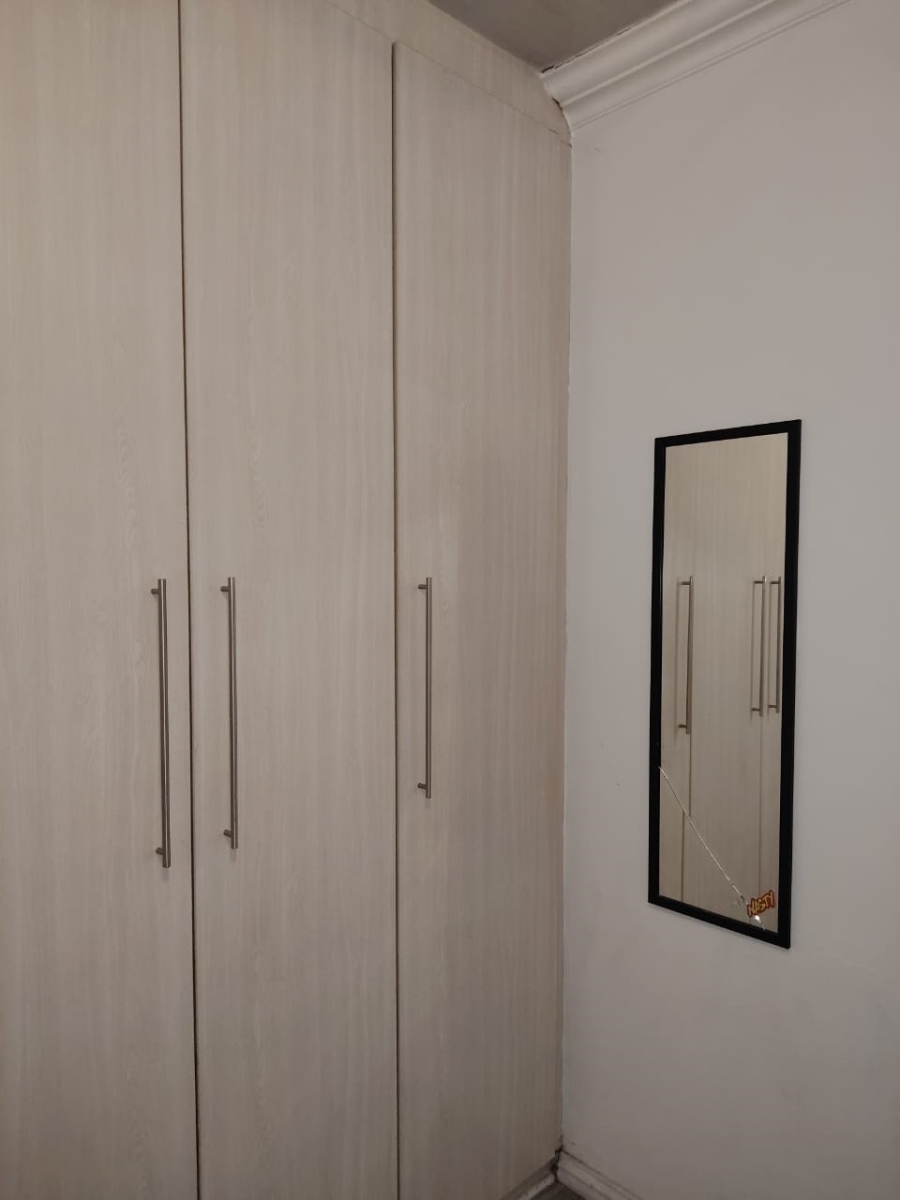 4 Bedroom Property for Sale in Cinderella Gauteng