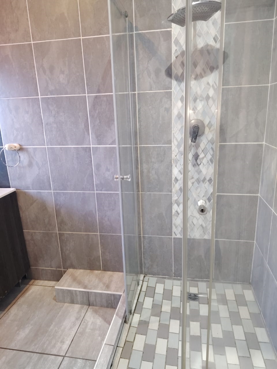 4 Bedroom Property for Sale in Cinderella Gauteng