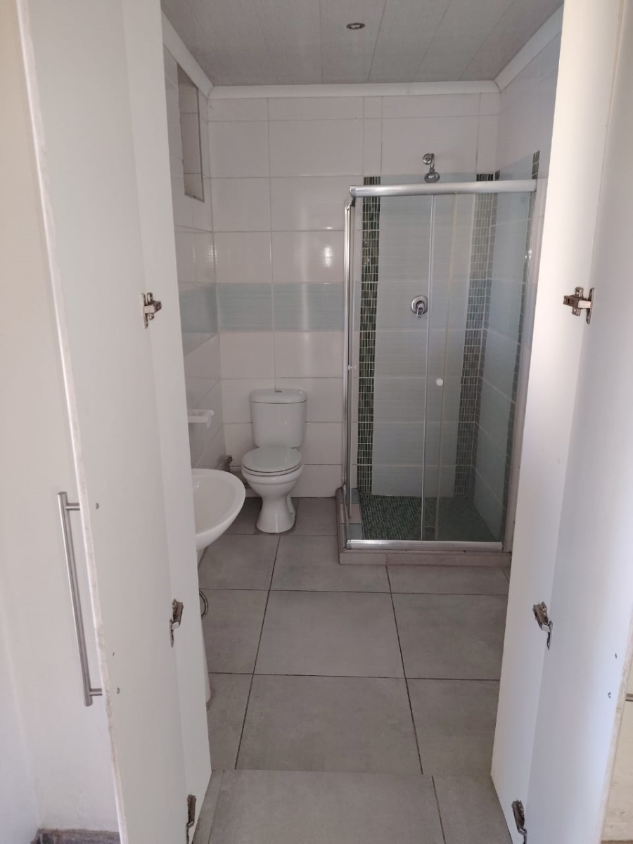 4 Bedroom Property for Sale in Cinderella Gauteng