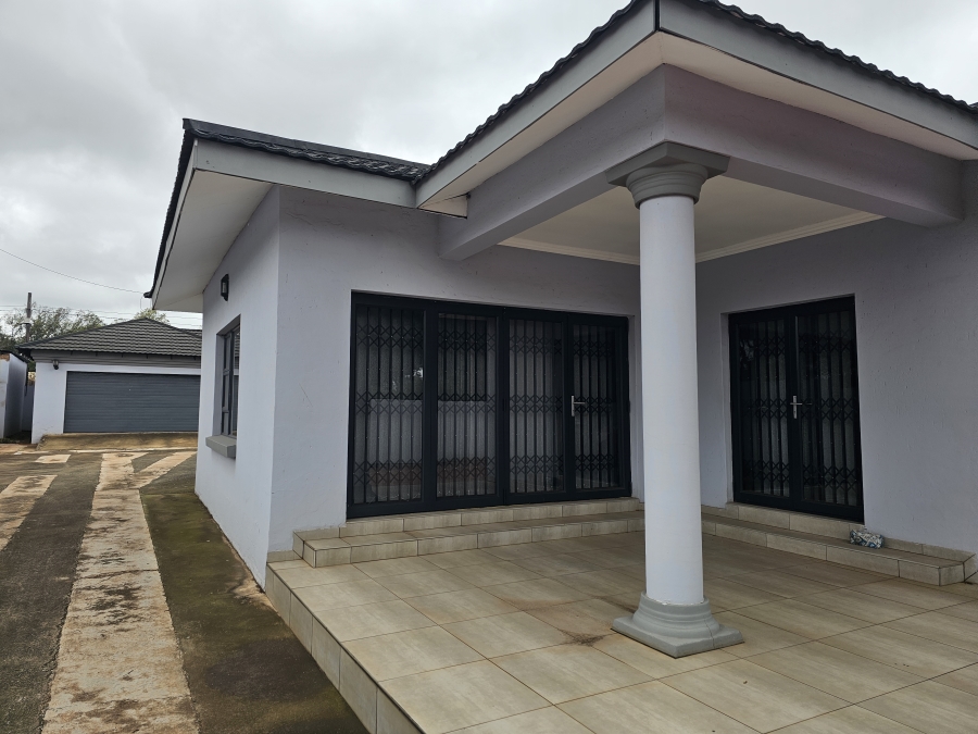 3 Bedroom Property for Sale in Dalview Gauteng
