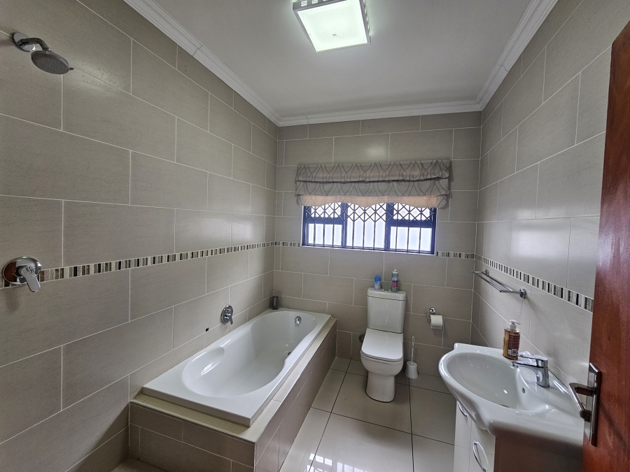 3 Bedroom Property for Sale in Dalview Gauteng