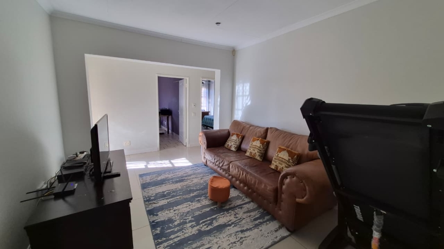 To Let 5 Bedroom Property for Rent in Eden Glen Gauteng