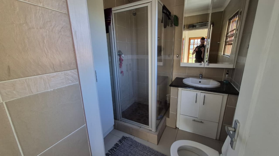 To Let 5 Bedroom Property for Rent in Eden Glen Gauteng