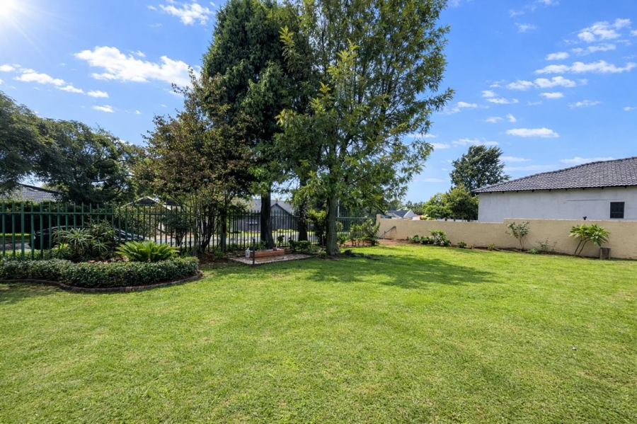 To Let 3 Bedroom Property for Rent in Noordwyk Gauteng