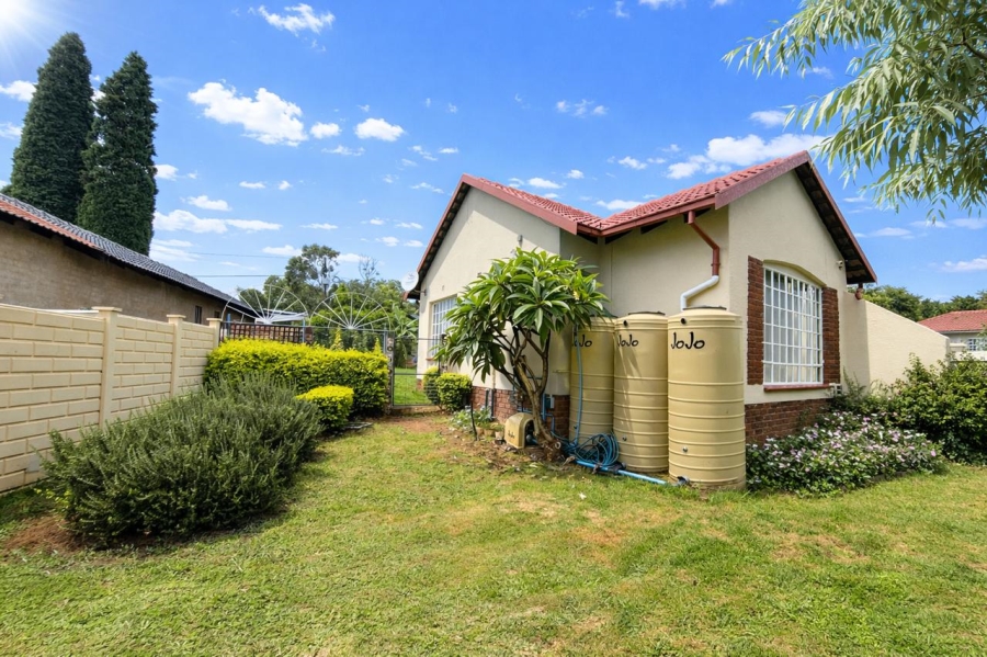 To Let 3 Bedroom Property for Rent in Noordwyk Gauteng