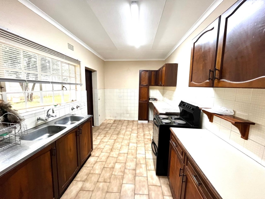 To Let 3 Bedroom Property for Rent in Noordwyk Gauteng