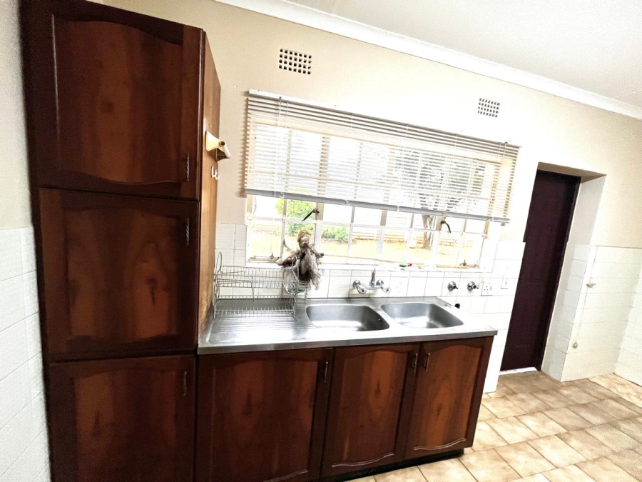 To Let 3 Bedroom Property for Rent in Noordwyk Gauteng