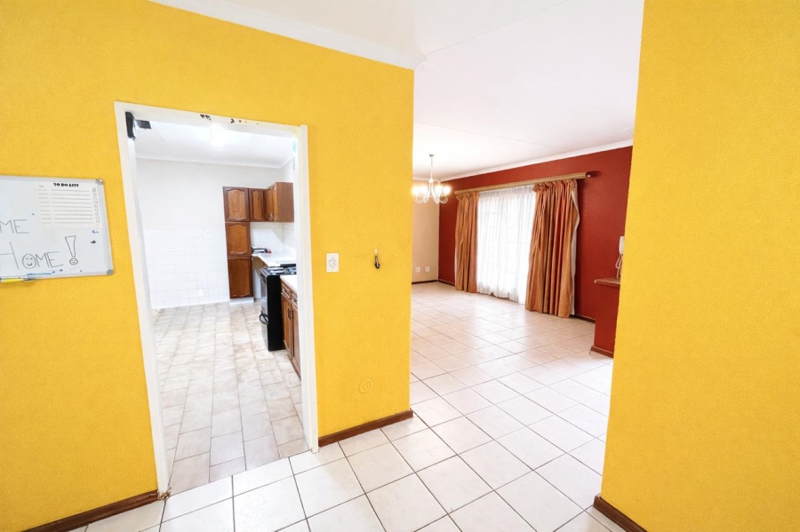 To Let 3 Bedroom Property for Rent in Noordwyk Gauteng