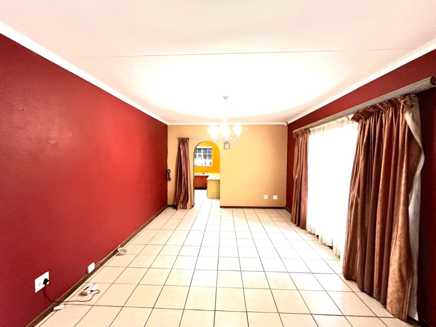 To Let 3 Bedroom Property for Rent in Noordwyk Gauteng