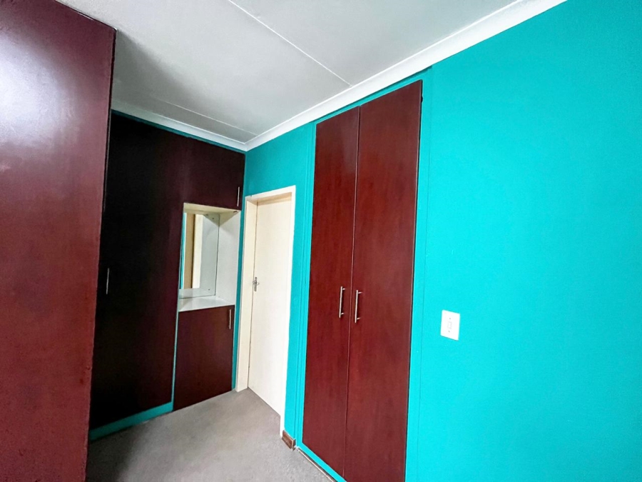 To Let 3 Bedroom Property for Rent in Noordwyk Gauteng