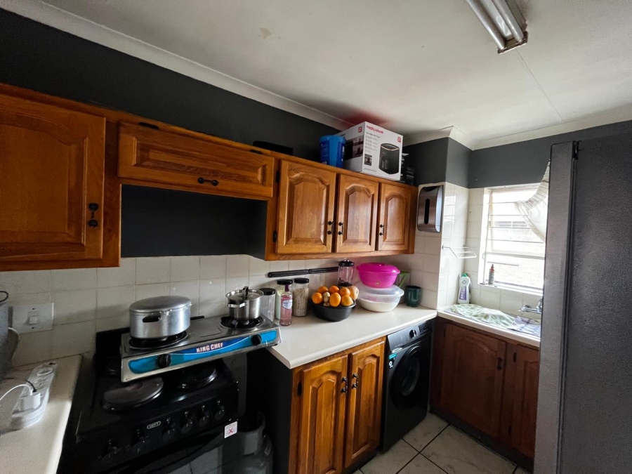 To Let 2 Bedroom Property for Rent in Ferndale Gauteng