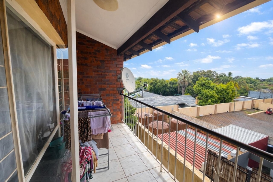 To Let 2 Bedroom Property for Rent in Ferndale Gauteng