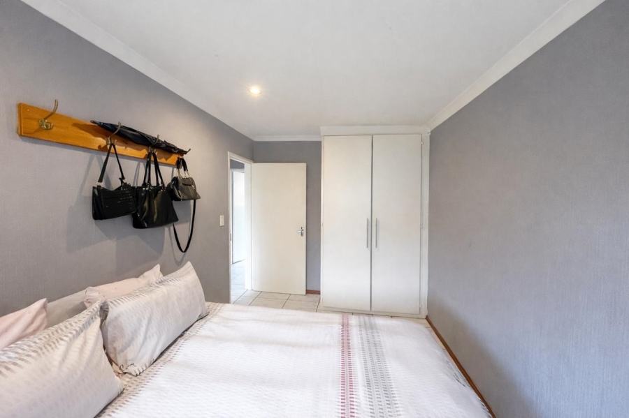 To Let 2 Bedroom Property for Rent in Ferndale Gauteng