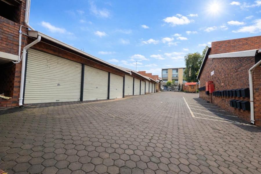 To Let 2 Bedroom Property for Rent in Ferndale Gauteng