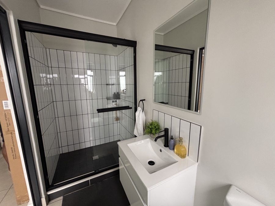 2 Bedroom Property for Sale in Linbro Park Gauteng