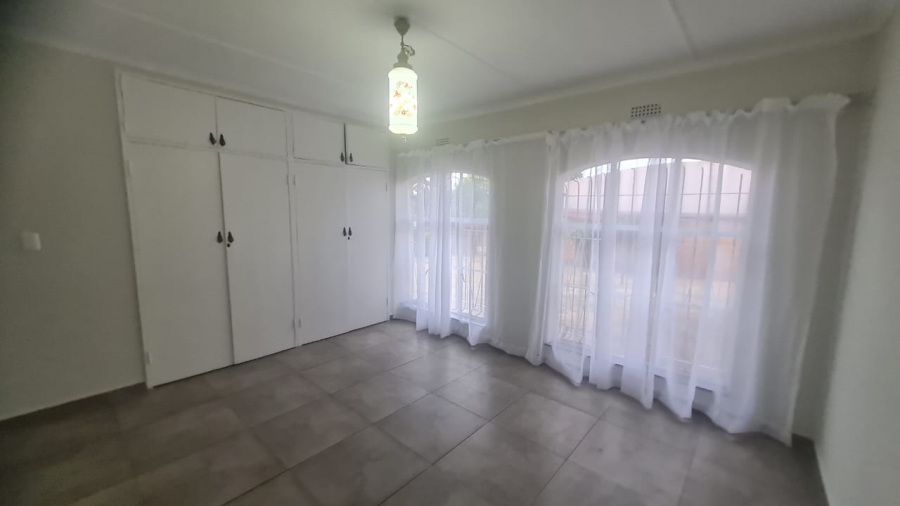 To Let 3 Bedroom Property for Rent in Highway Gardens Gauteng
