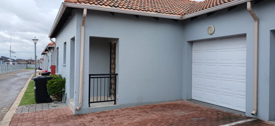 3 Bedroom Property for Sale in Parkrand Gauteng
