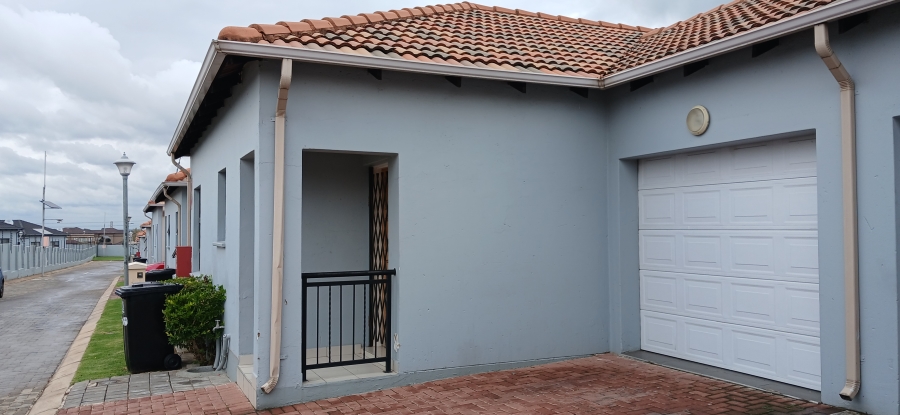 3 Bedroom Property for Sale in Parkrand Gauteng