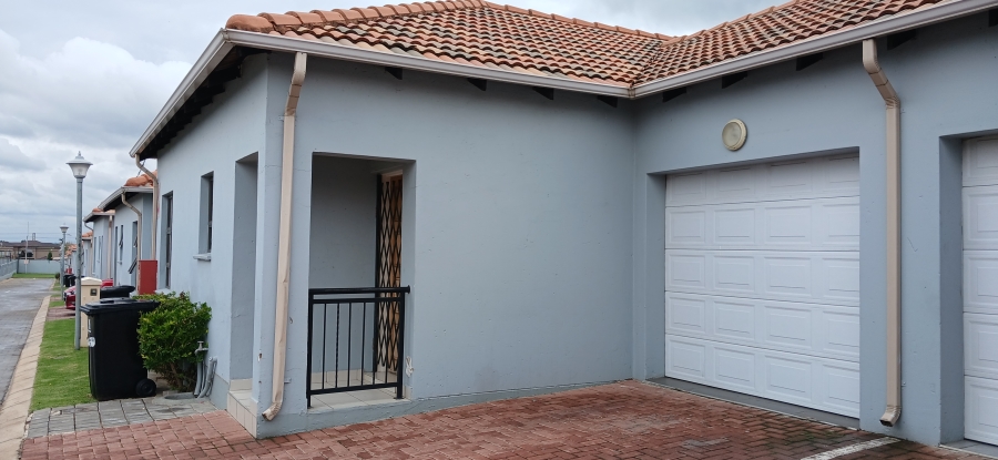 3 Bedroom Property for Sale in Parkrand Gauteng